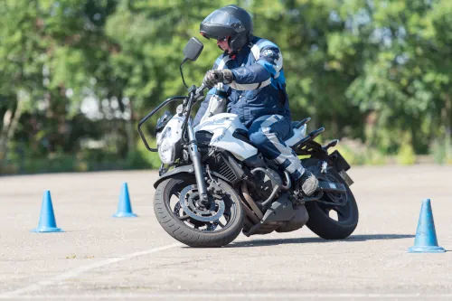 Motorrijbewijspoint Muiden motor rijtest