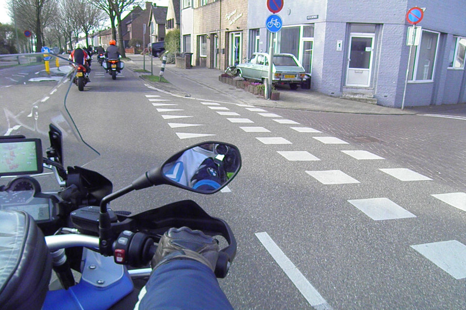 Motorrijbewijspoint Muiden theorie cursus online